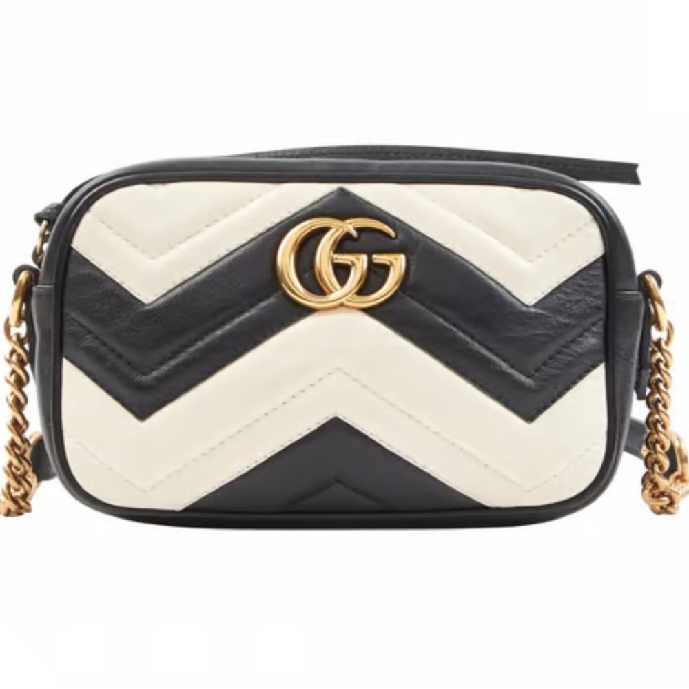 GUCCI GG Marmont Camera Crossbody Bag in Two Tone Black/White Chevron - Picture 4 of 15